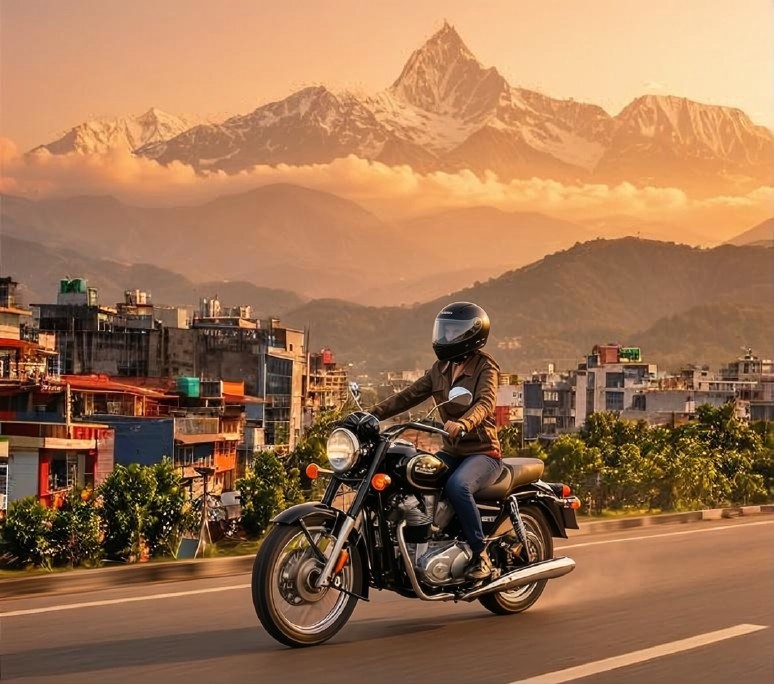 Circuit moto de Katmandou à La Grande Boucle Ouest Népal à moto : explorez Lumbini, Bardiya et Musikot, entre plaines du Terai, safari, culture bouddhiste et routes de montagne.